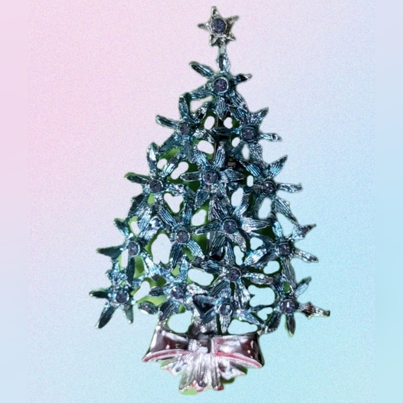 Crystal Christmas Tree Brooch - Picture 3 of 11
